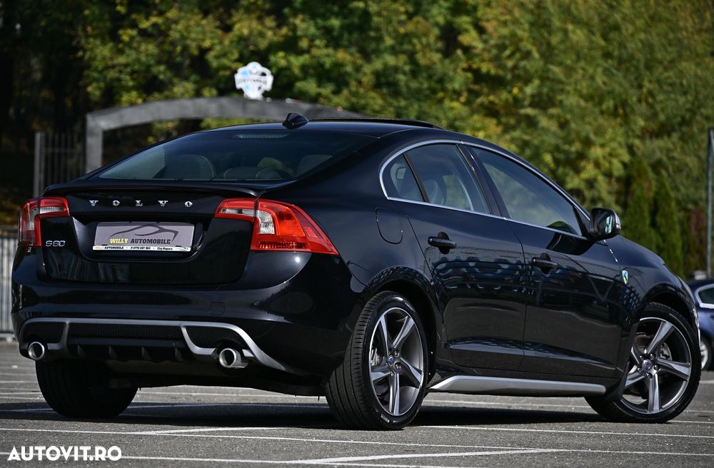 Volvo S60 D3 Geartronic R-Design - 4
