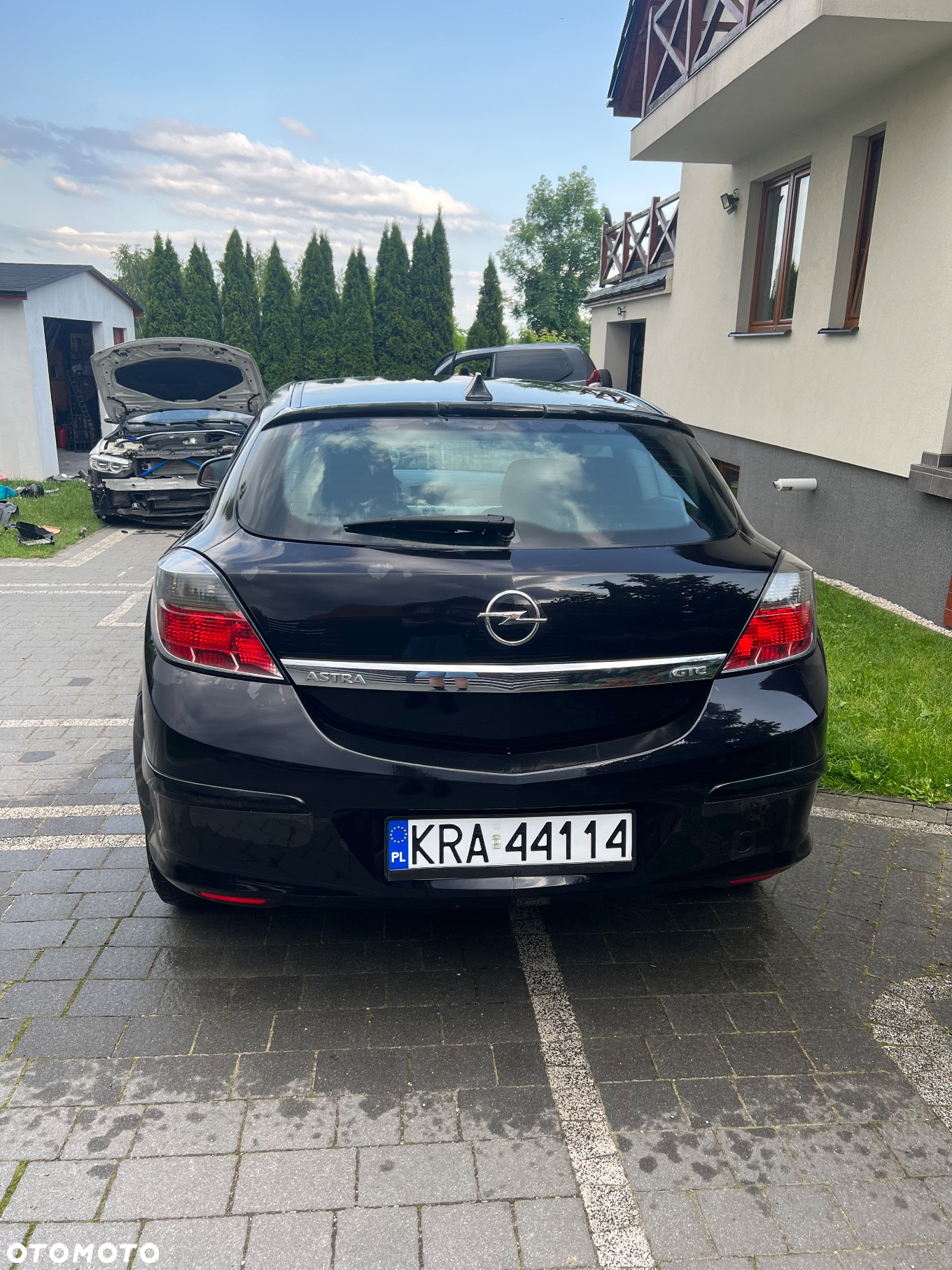 Opel Astra III GTC 1.6 Enjoy - 3