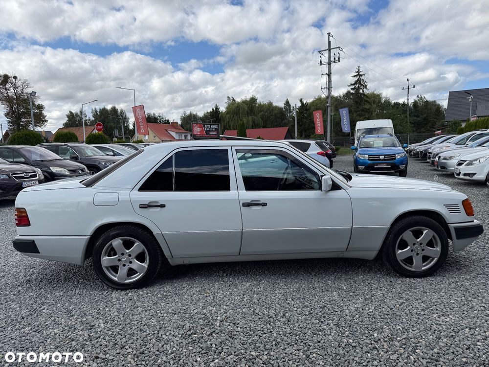 Mercedes-Benz W124 (1984-1993) - 14