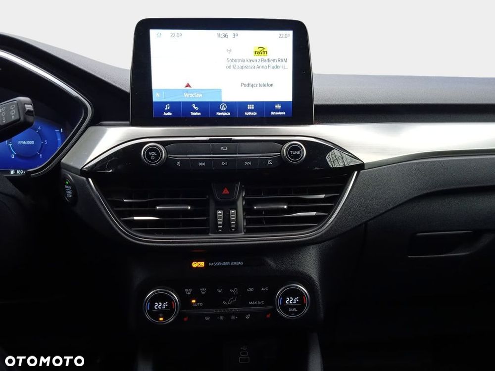 Ford Kuga - 17