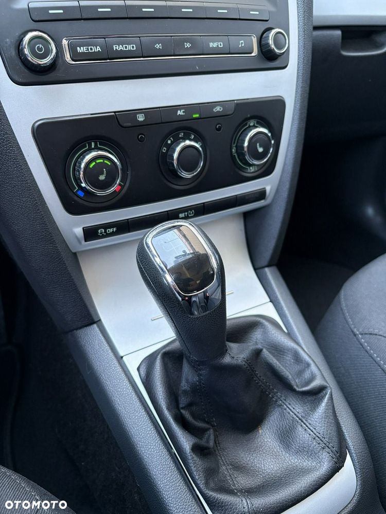 Skoda Octavia - 25