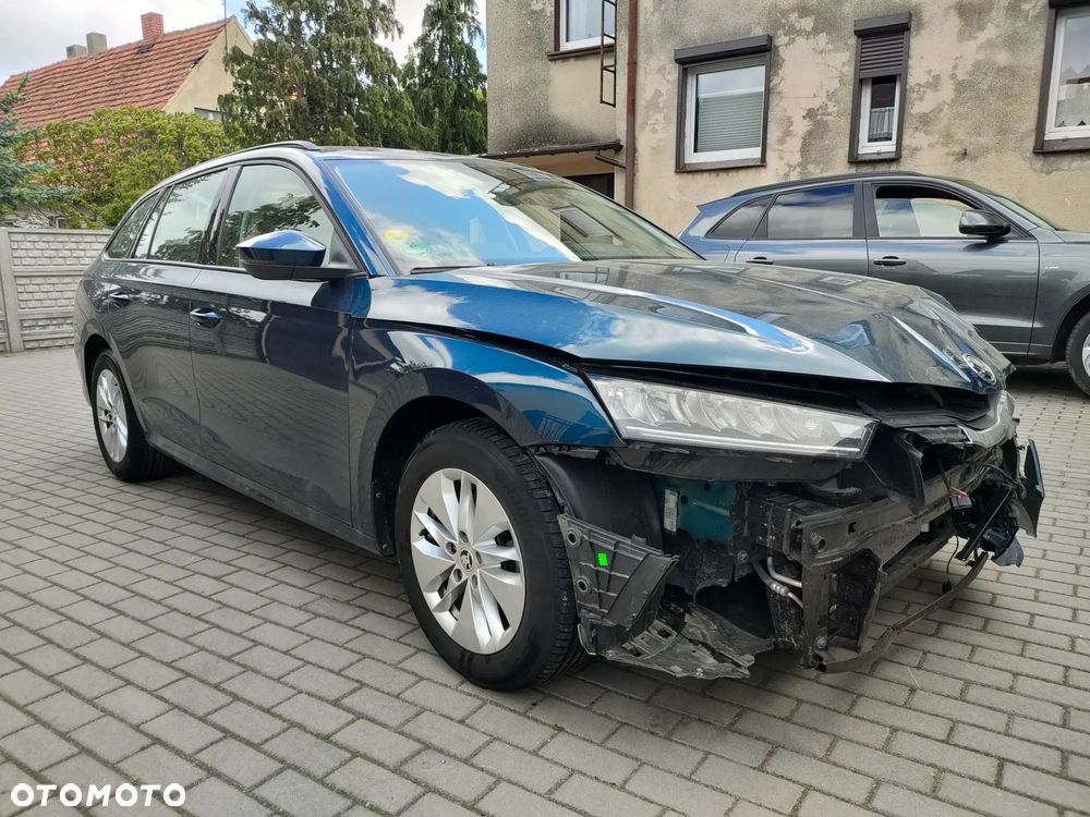Skoda Octavia - 2