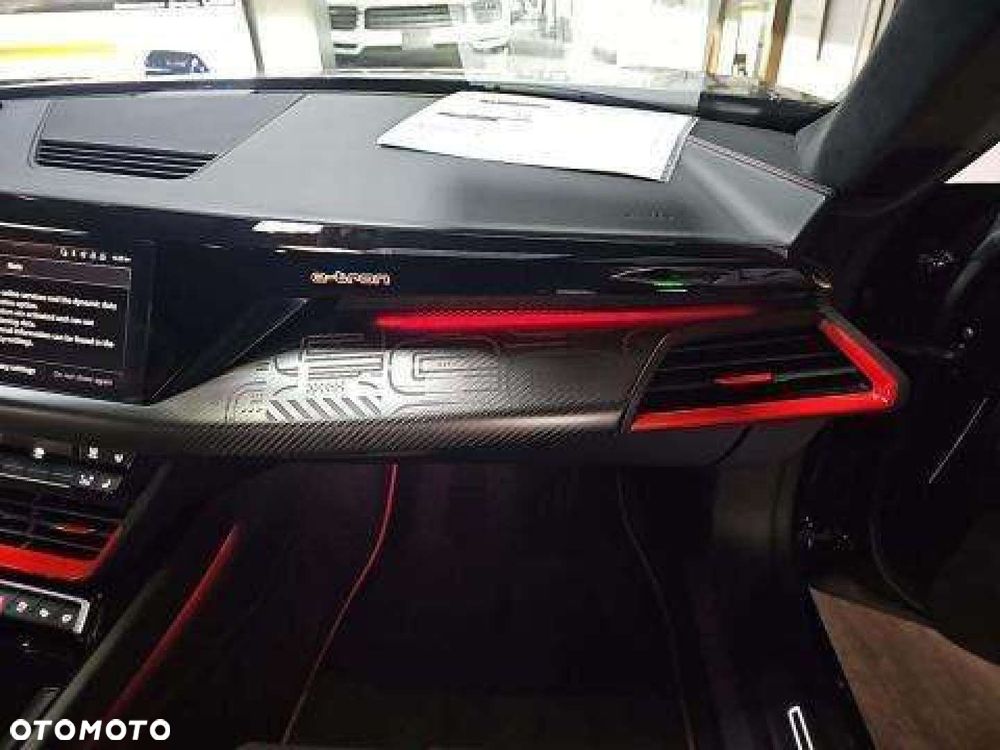 Audi RS e-tron GT - 10