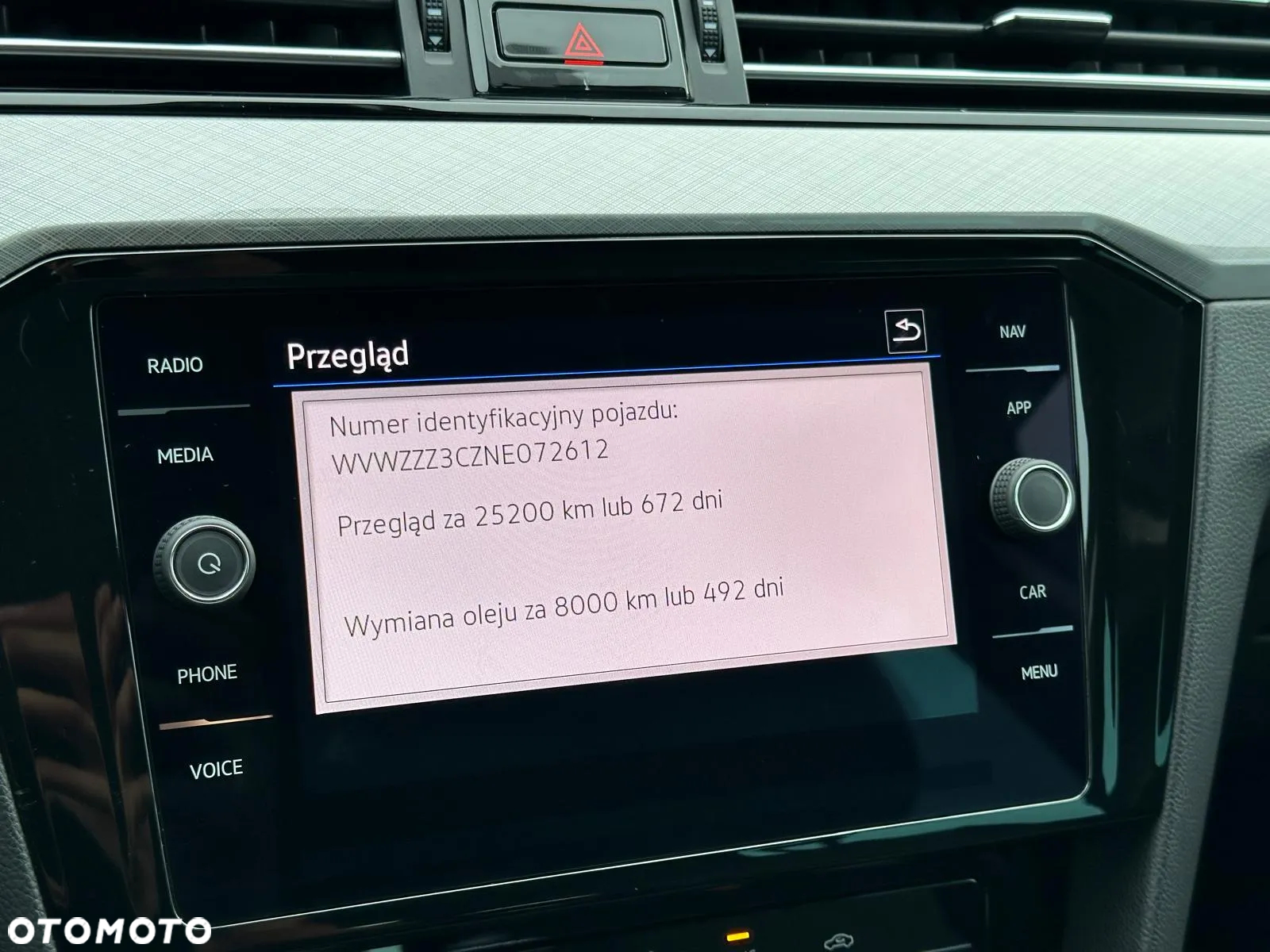 Volkswagen Passat 2.0 TDI EVO Business - 33