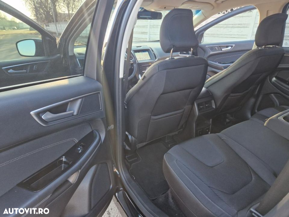 Ford Edge 2.0 TDCi Powershift Titanium - 22