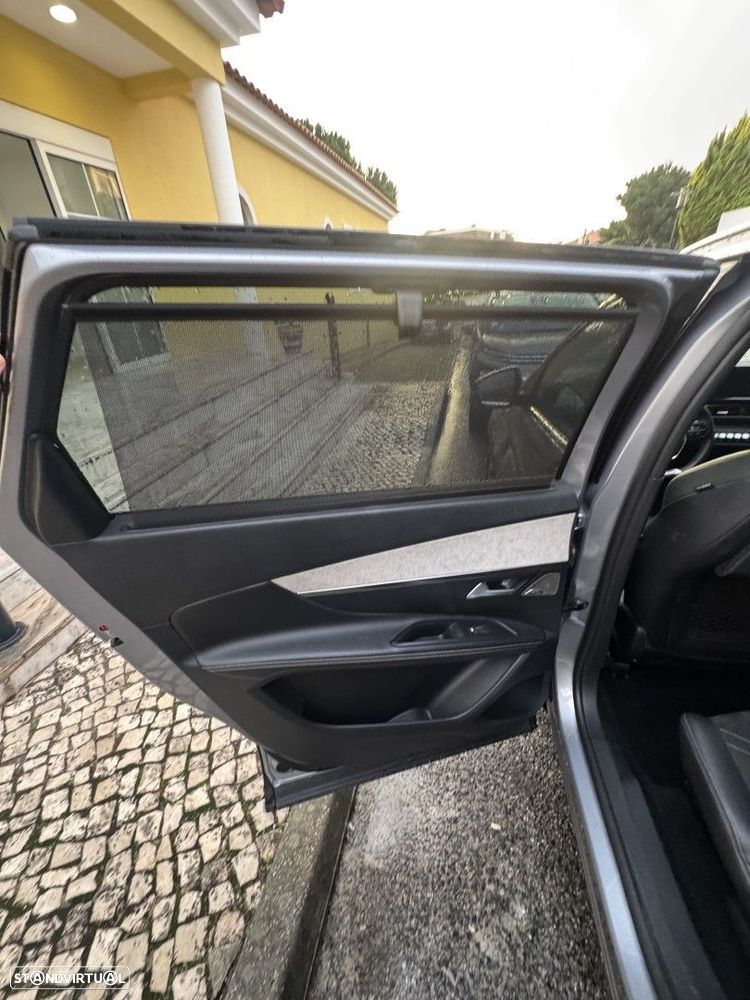 Peugeot 5008 1.2 PureTech GT Pack EAT8 - 27