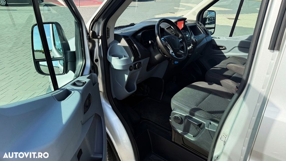 Ford Transit - 11