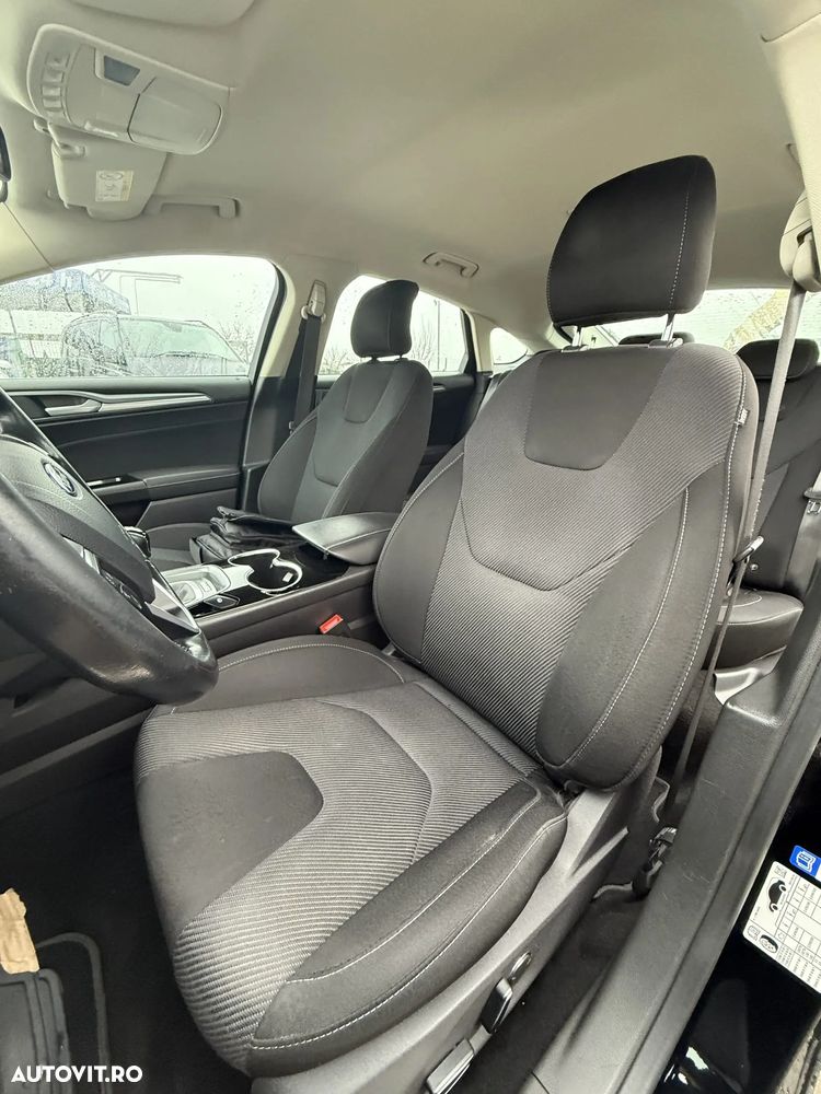 Ford Mondeo - 12