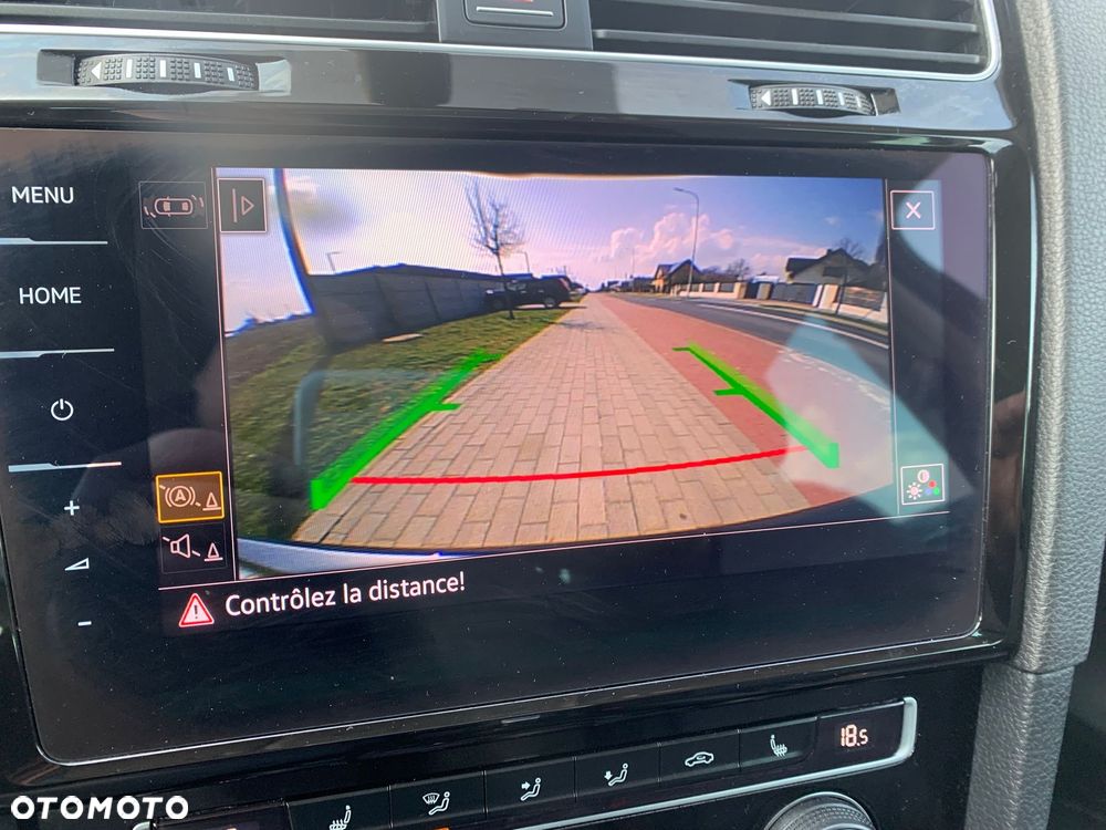 Volkswagen Golf 1.4 TSI BMT Comfortline DSG - 31