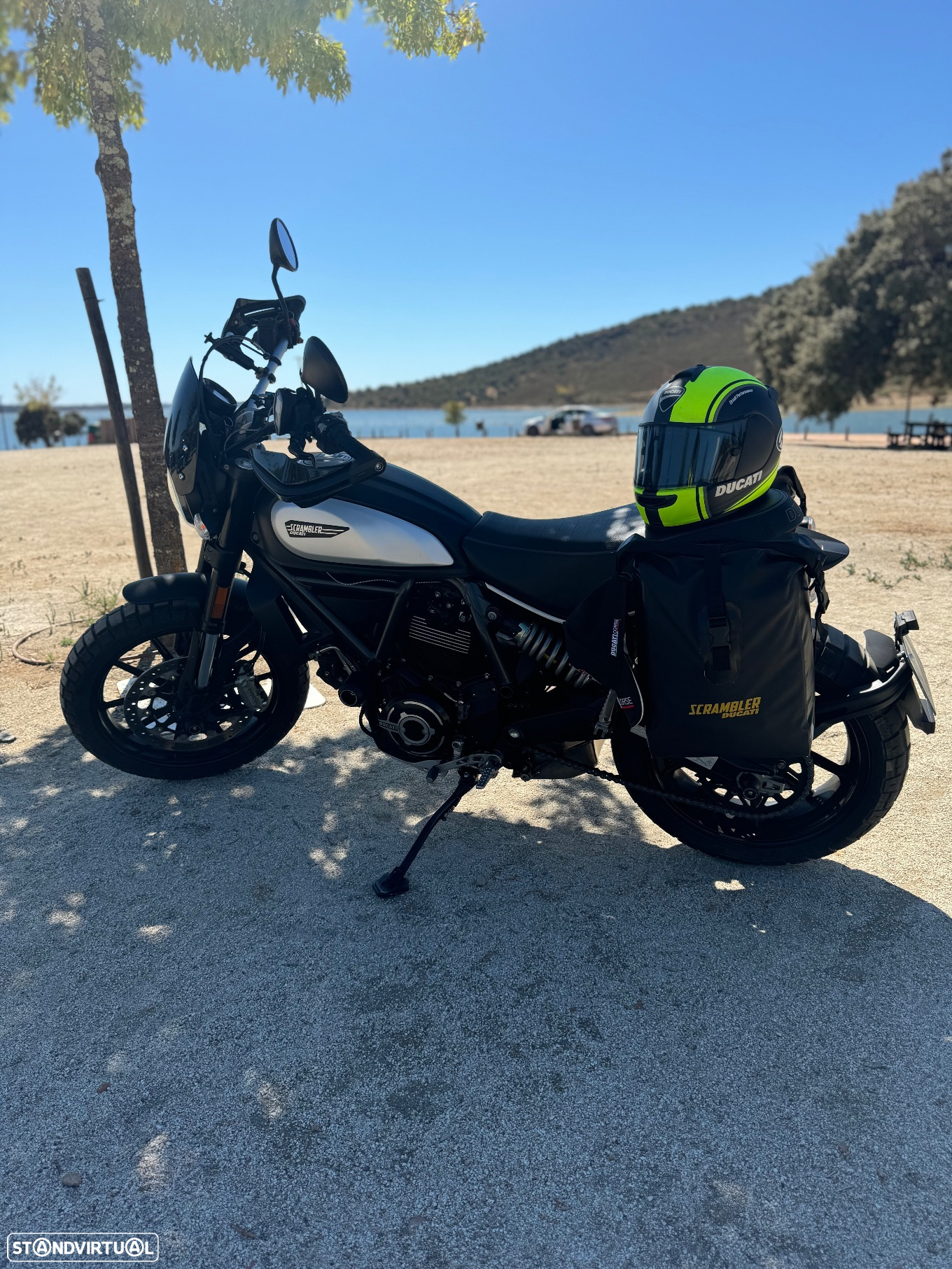 Ducati Scrambler Icon Dark - 4