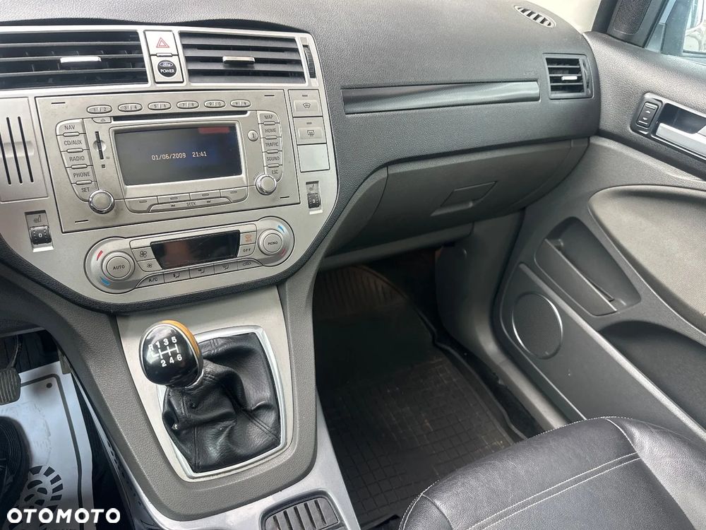 Ford Kuga 2.0 TDCi Titanium FWD - 22