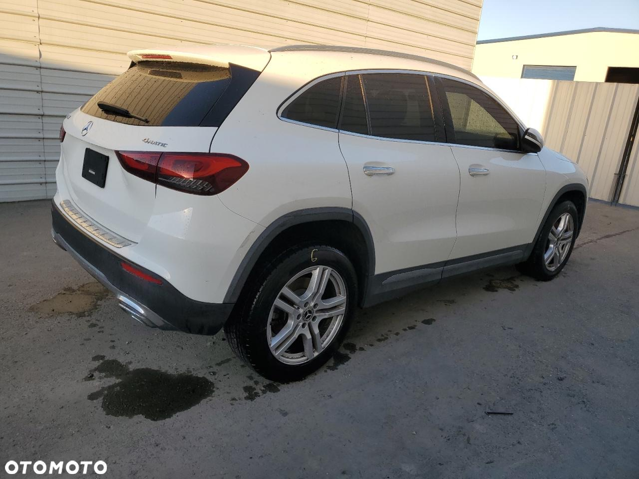 Mercedes-Benz GLA 250 8G-DCT - 5