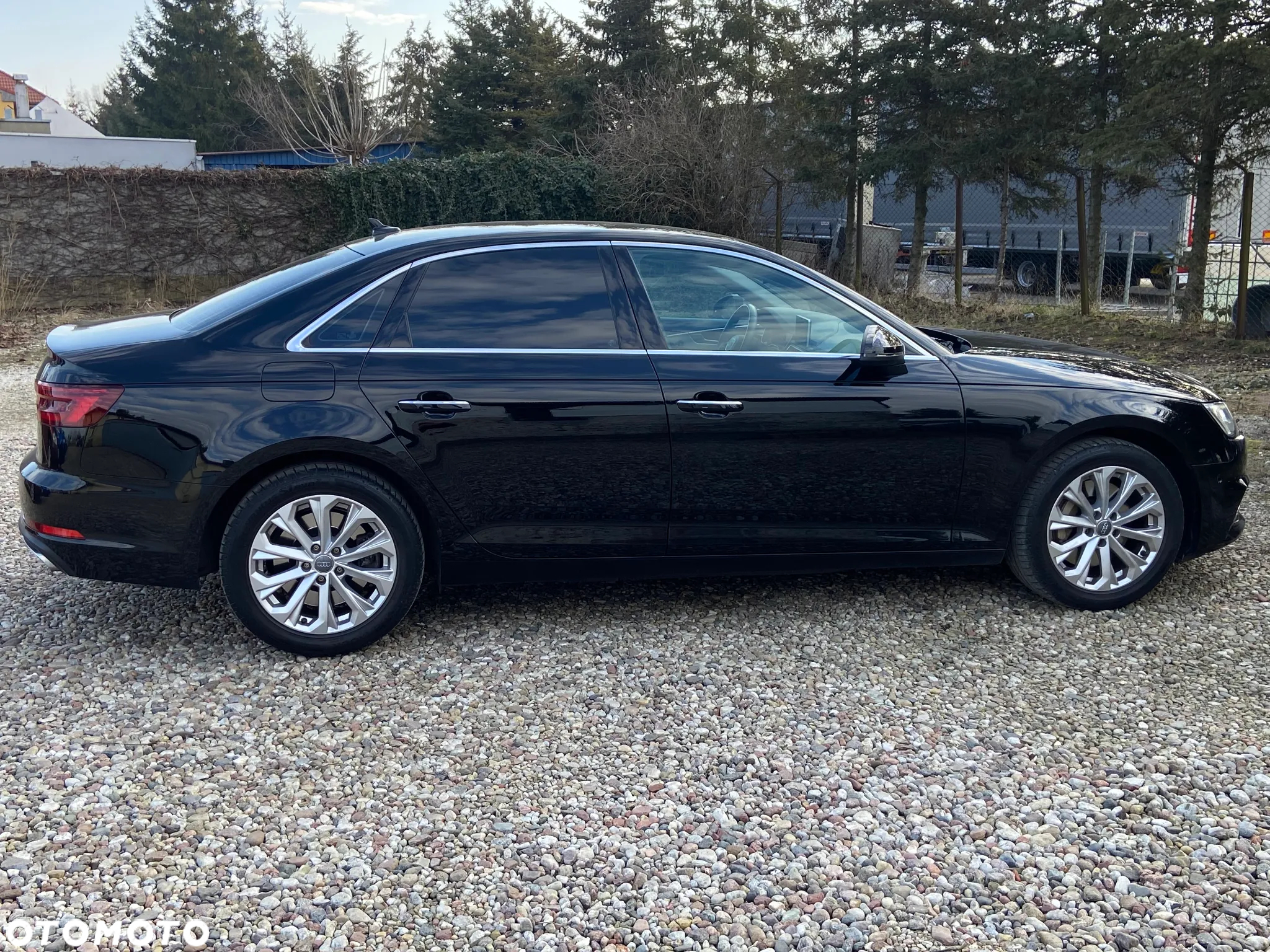 Audi A4 ver-45-tfsi-quattro-s-tronic-advanced - 6