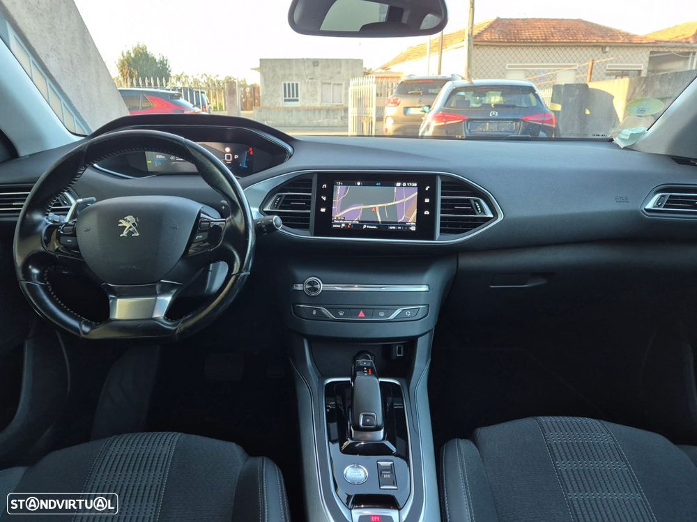 Peugeot 308 SW 1.5 BlueHDi Allure EAT8 - 17