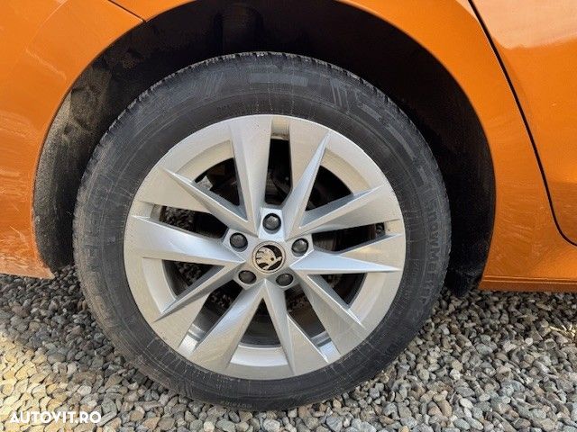 Skoda Octavia 1.5 TSI DSG MHEV Style - 5