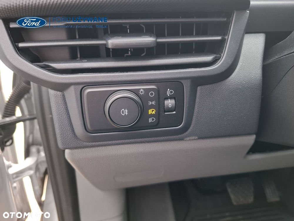 Ford Tourneo-custom - 21