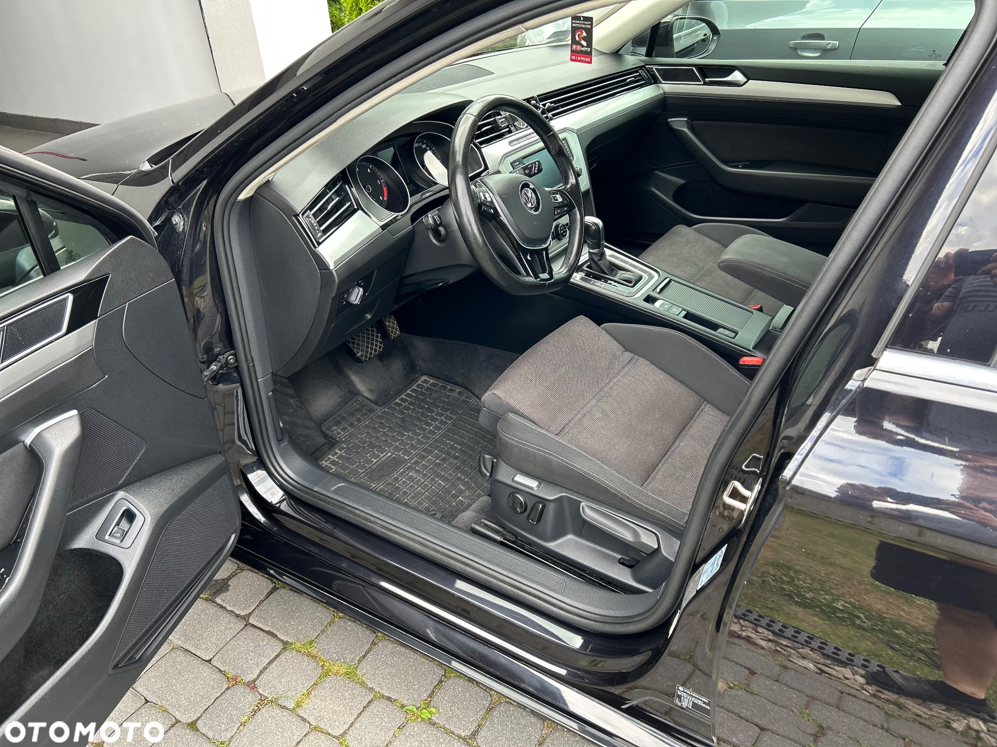 Volkswagen Passat 2.0 TDI BMT Comfortline DSG - 9