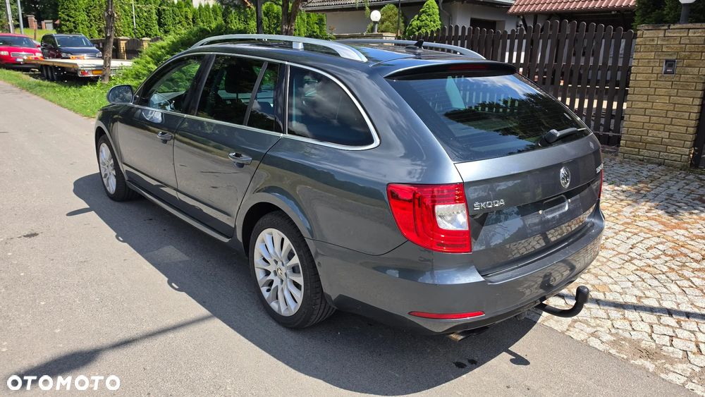Skoda Superb 1.8 TSI Ambition - 19