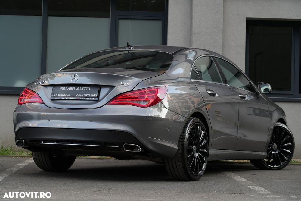 Mercedes-Benz CLA 220 d 7G-DCT Peak Edition - 11