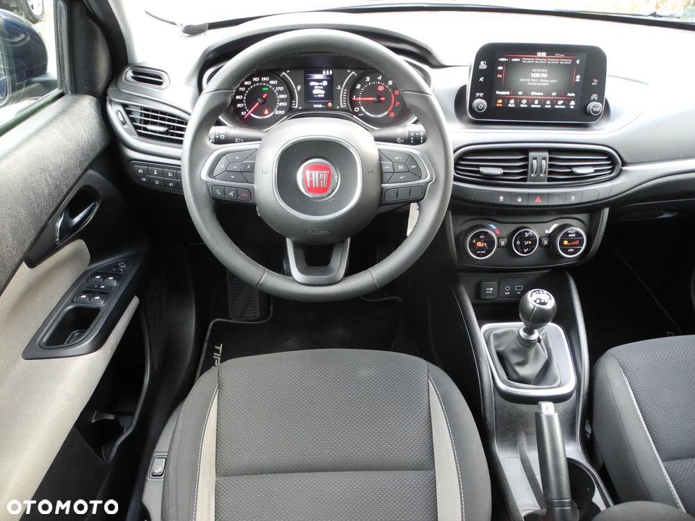 Fiat Tipo 1.4 T-Jet 16v Lounge - 6