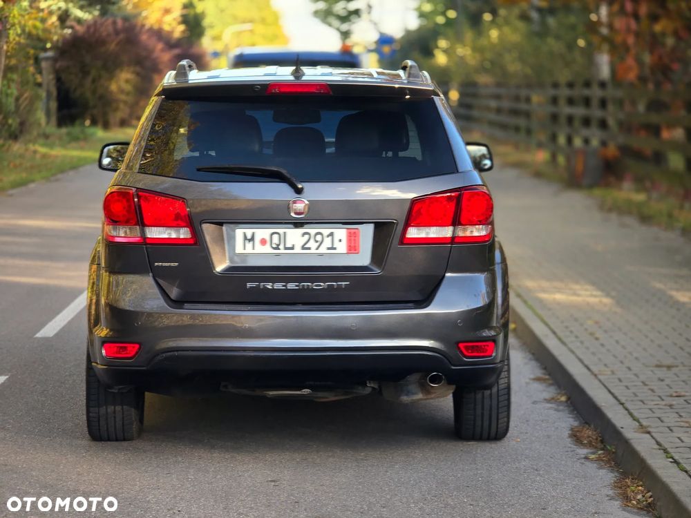 Fiat Freemont 2.0 Multijet 16V DPF Automatik Allrad Black Code - 15
