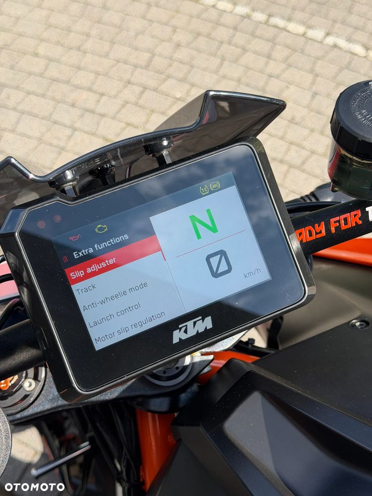 KTM Super Duke - 22