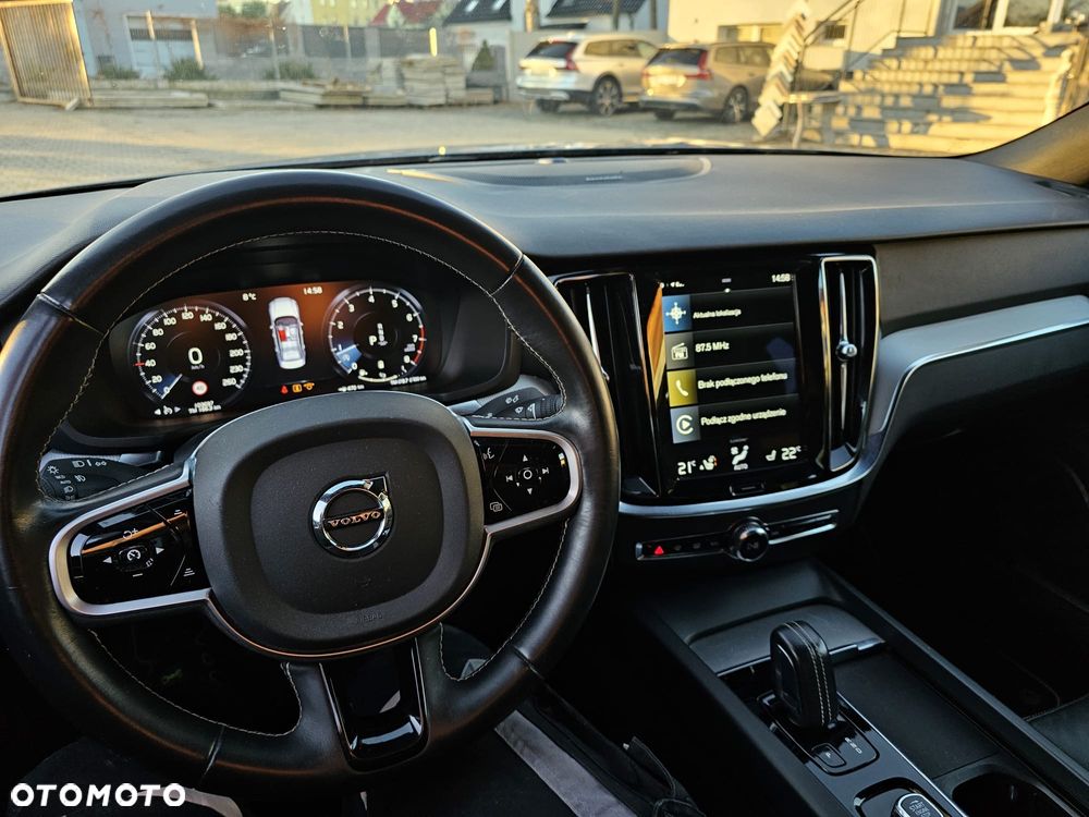 Volvo S60 T4 R-Design First Edition - 16