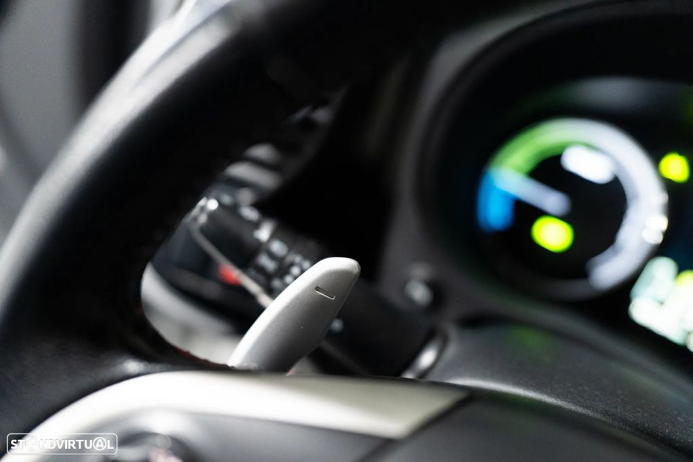 Mitsubishi Outlander 2.0 4WD - 29