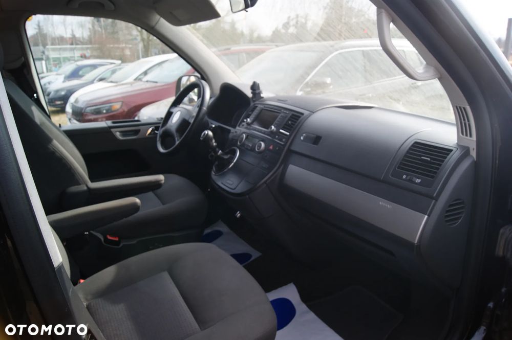 Volkswagen Multivan - 34