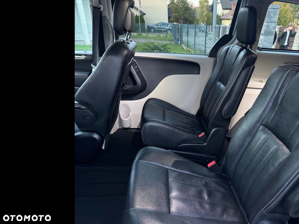 Chrysler Town & Country 3.6 Touring - 22