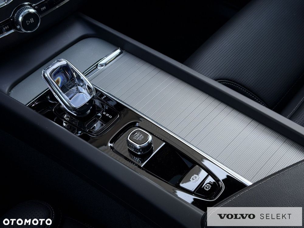 Volvo XC 60 - 25
