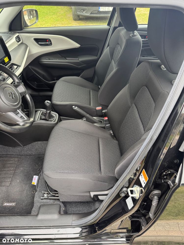 Suzuki Swift 1.2 Dualjet Hybrid MT Club - 20