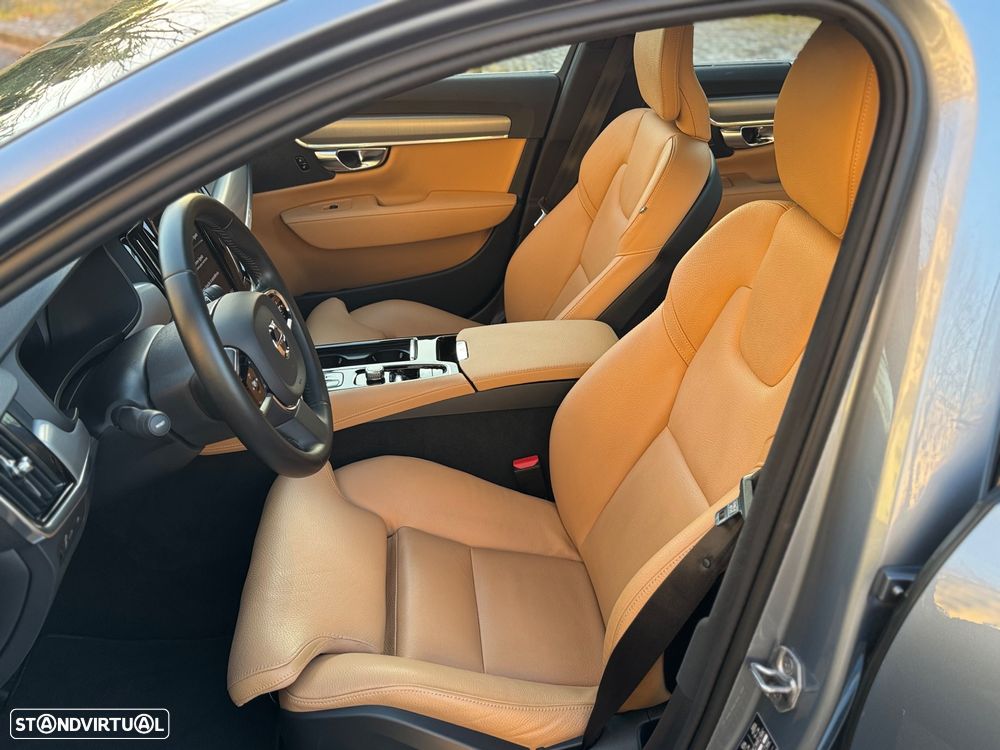 Volvo S90 2.0 T8 Momentum Plus AWD Geartronic - 5