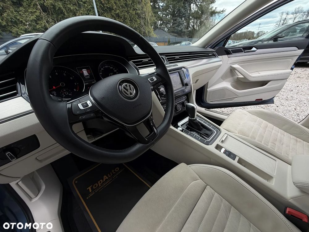 Volkswagen Passat Variant 1.8 TSI (BlueMotion Technology) DSG Highline - 19