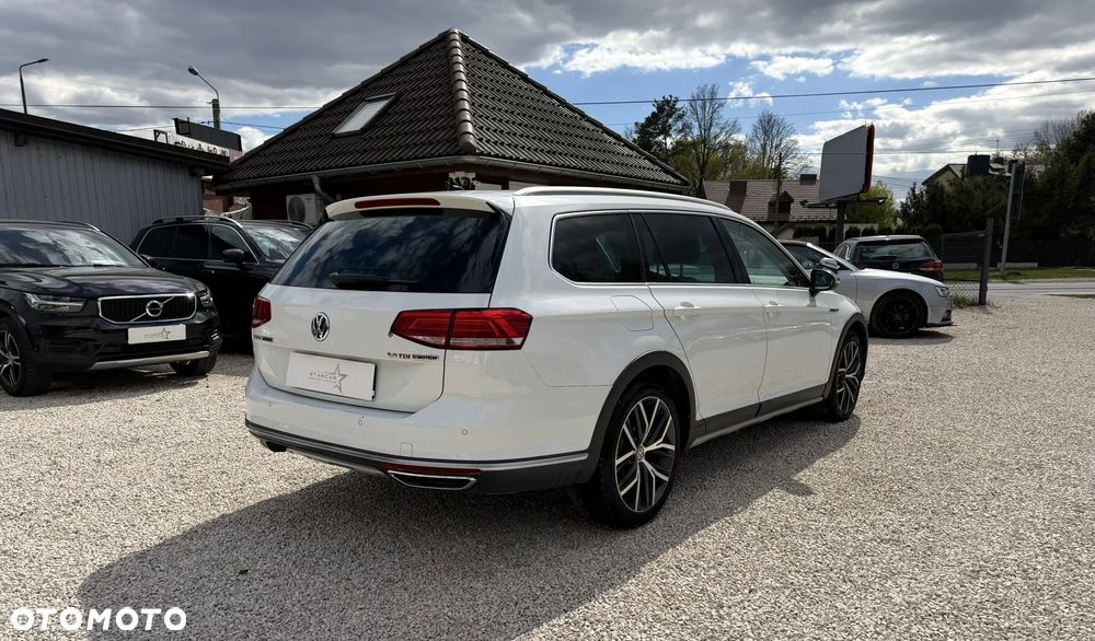 Volkswagen Passat - 5