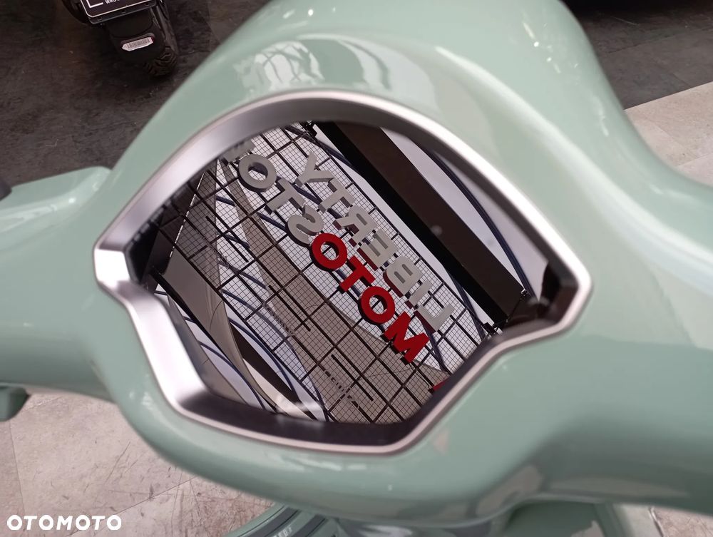 Vespa Primavera - 14