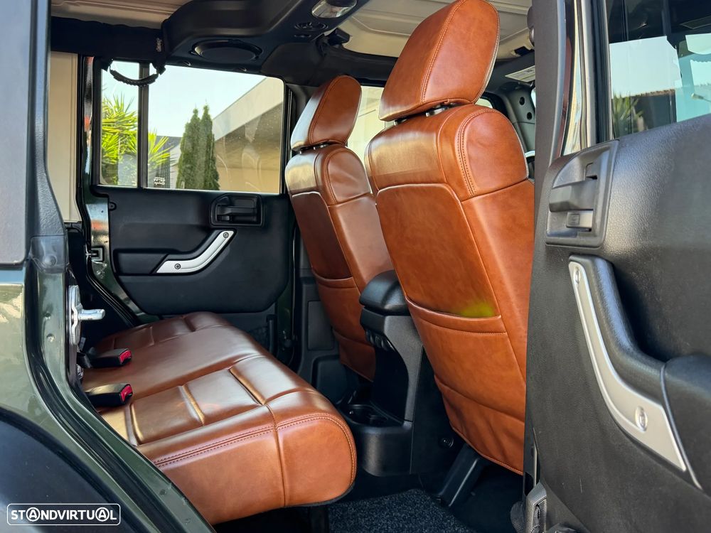 Jeep Wrangler Unlimited 2.8 CRD MTX Sahara Urban Edition - 13