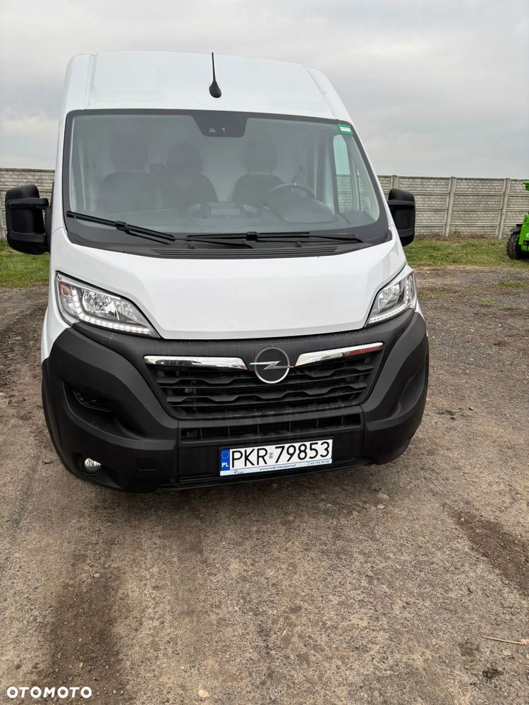 Opel Movano