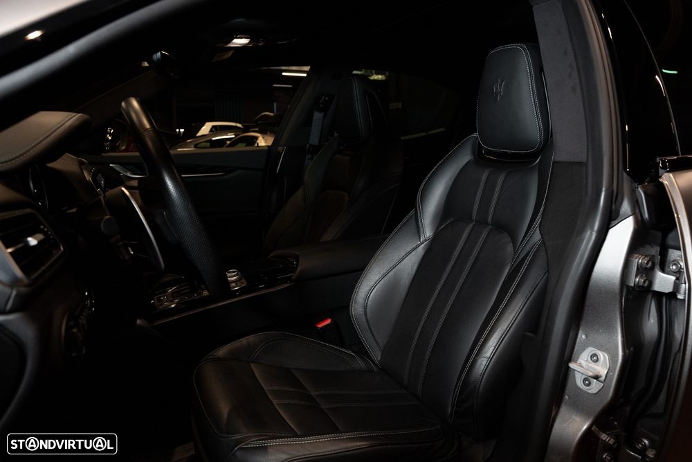 Maserati Ghibli - 19