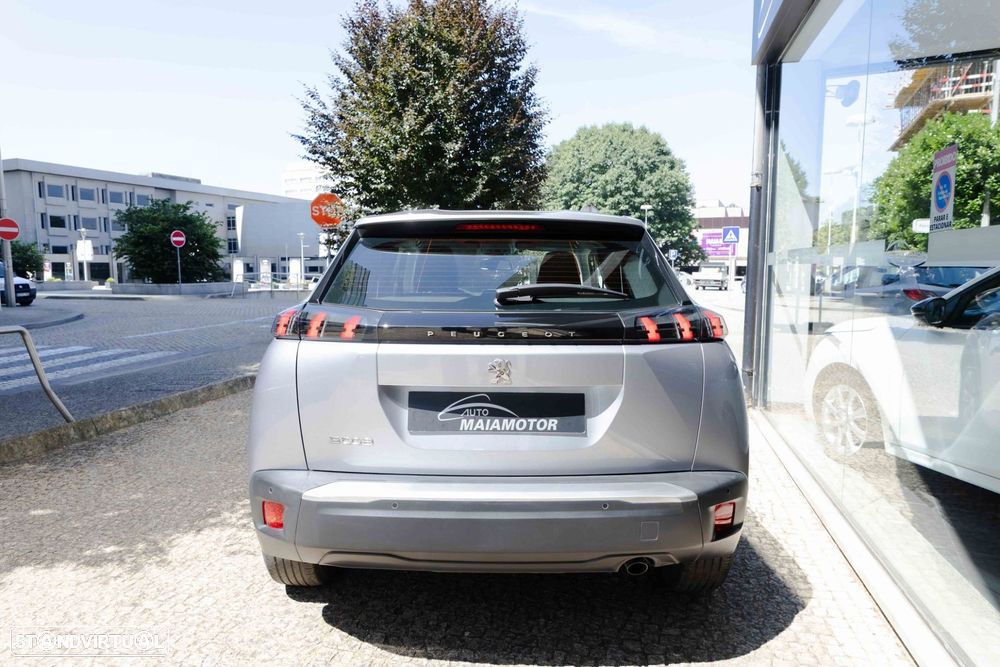 Peugeot 2008 1.2 PureTech Active Pack - 24