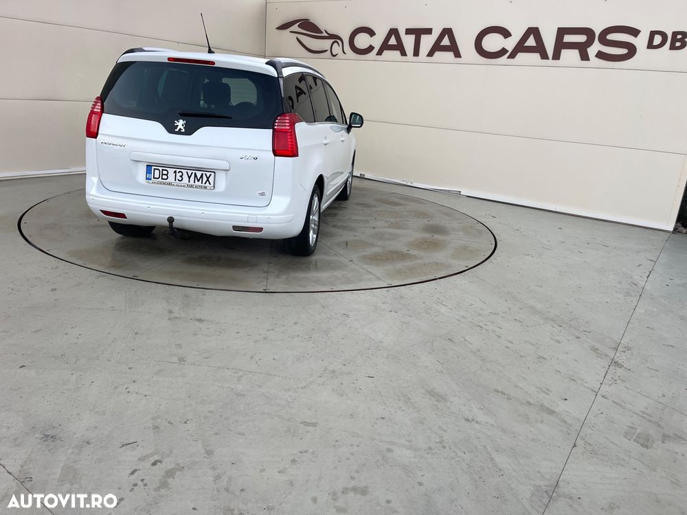 Peugeot 5008 - 14