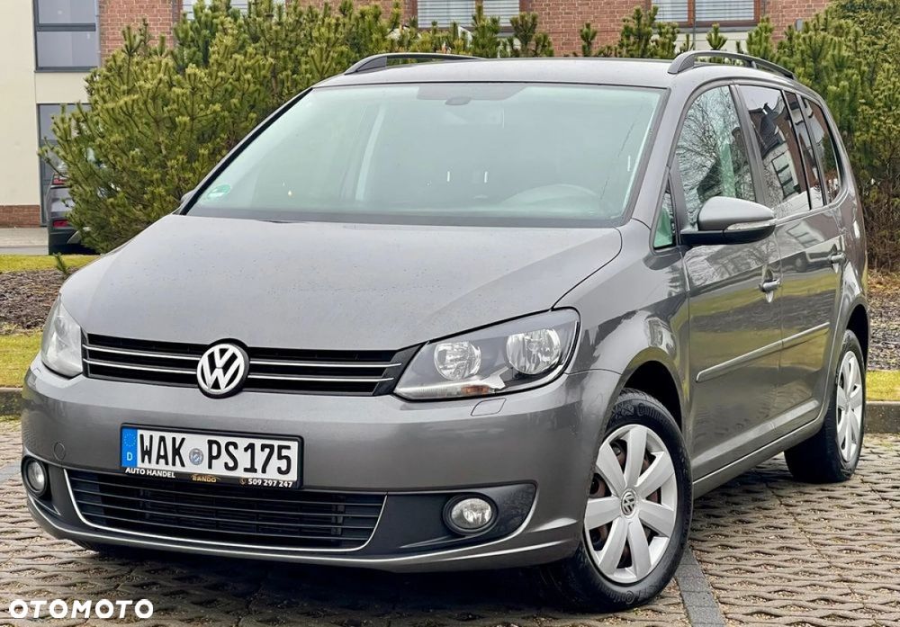 Volkswagen Touran 2.0 TDI DSG Highline - 9