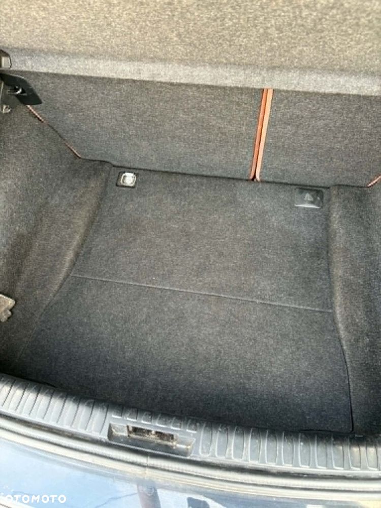 BMW Seria 1 118d - 12