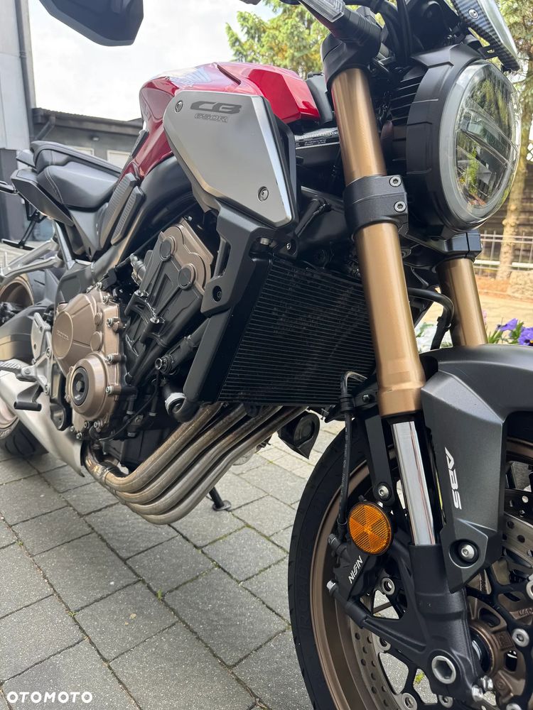 Honda CB - 22