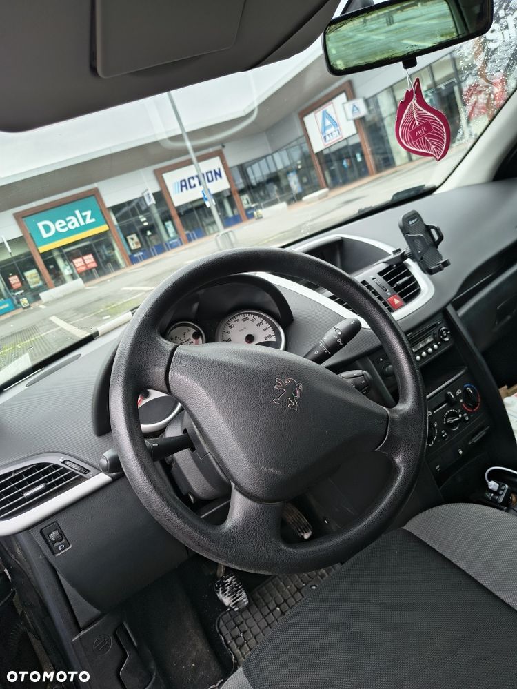 Peugeot 207 - 5