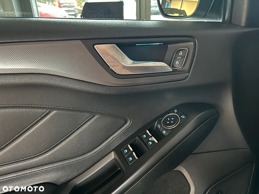 Ford Focus 2.0 EcoBlue Titanium X - 20