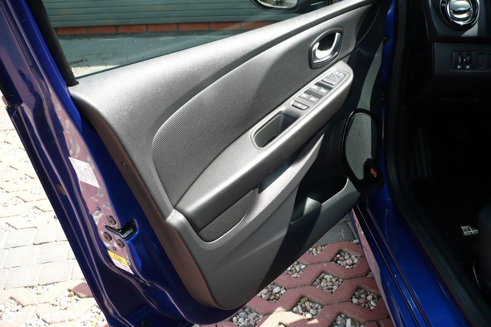 Renault Clio - 19