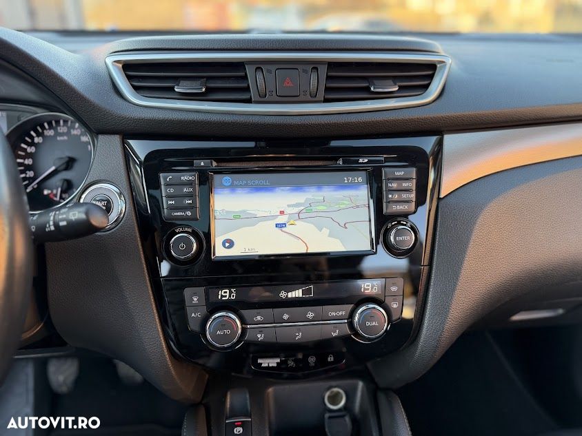 Nissan Qashqai 1.5 DCI TEKNA+ - 36