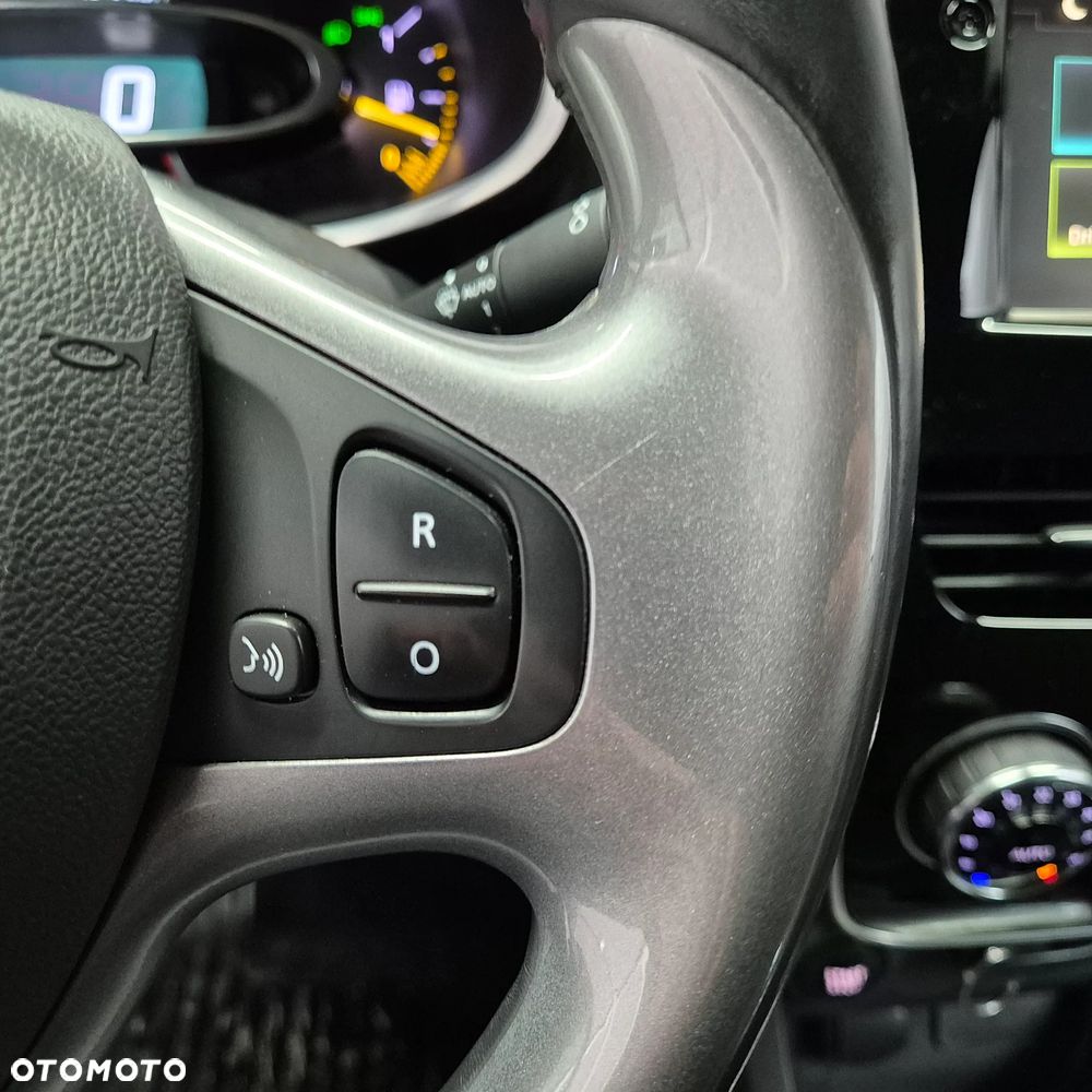 Renault Clio 1.2 16V 75 LIMITED - 31