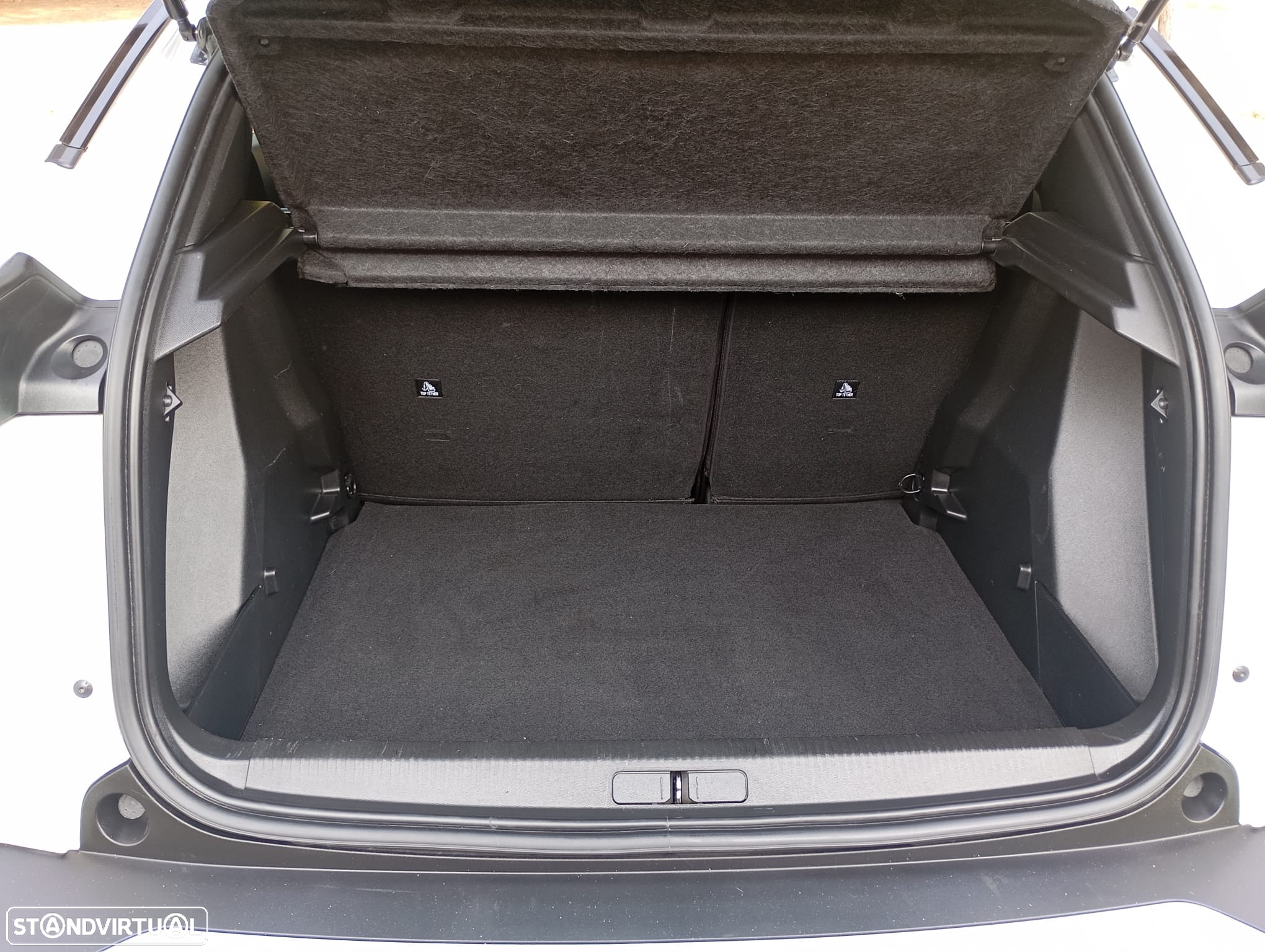 Peugeot 2008 BlueHDi 110 Active - 33